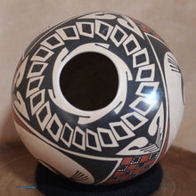 Load image into Gallery viewer, Ms. Briana Bejarano - Ancestral Patterns - Mata Ortiz Pottery
