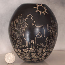 Load image into Gallery viewer, Mata Ortiz Pottery Derek Quezada with quarter for size comparison
