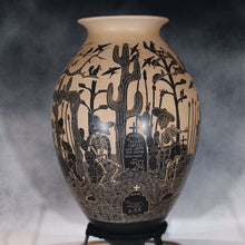 Load image into Gallery viewer, Large Mata Ortiz Pottery Day of the Dead
