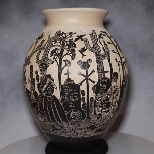 Mata Ortiz Pottery - Day of the Dead - Celebration of Life