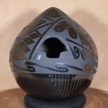 Load image into Gallery viewer, Señor Eduardo Ortiz - Black Polished Pottery - Mata Ortiz Tradition
