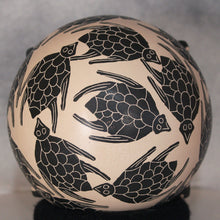 Load image into Gallery viewer, Bottom view 3 Dimensional Tortoises Southwest Mata Ortiz Pottery
