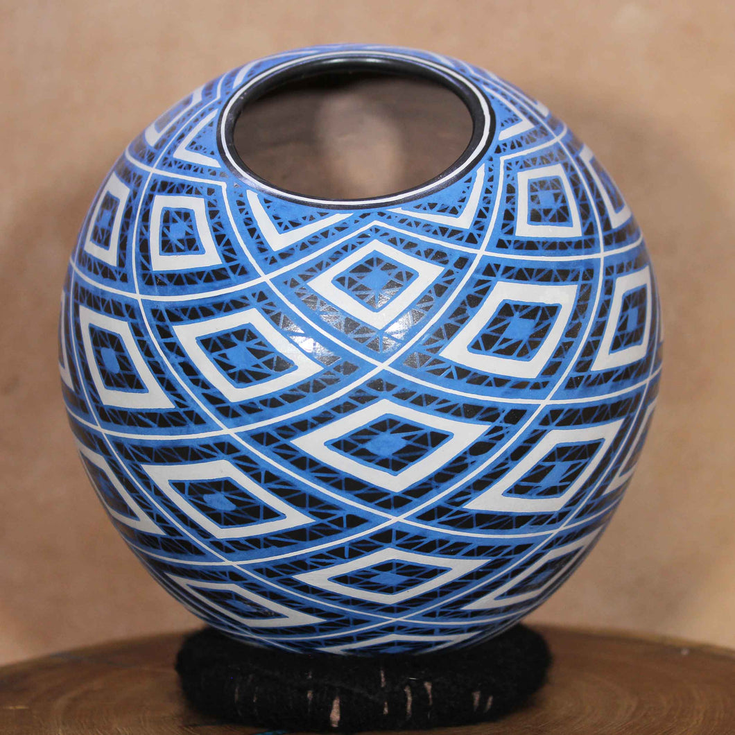 Señor Ernesto Silva - Blue White Diamonds Vase - Mexican Pottery