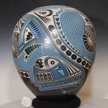 Load image into Gallery viewer, Señor Fabian Ortiz Blue Mata Pottery with dime for size comparison
