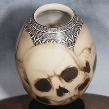 Load image into Gallery viewer, Overlapping Skulls - Mata Ortiz Pottery - Limited Edition
