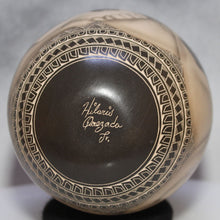 Load image into Gallery viewer, Signature of artist on underside of mata ortiz pottery
