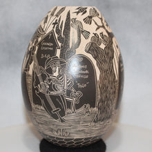 Load image into Gallery viewer, Mata Ortiz Pottery Dia de Muertos Motif 
