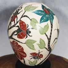 Load image into Gallery viewer, Señor Jonathon Villa - Loveliness of Ladybugs - Mata Ortiz Pottery
