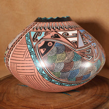 Load image into Gallery viewer, Señor &amp; Señora Valero - Vase of Dreams - Mata Ortiz Pottery
