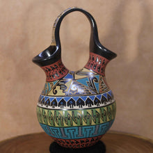 Load image into Gallery viewer, Memo &amp; Aracely Varelo - Double Spout Wedding Vase - Mata Ortiz Pottery
