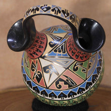 Load image into Gallery viewer, Memo &amp; Aracely Varelo - Double Spout Wedding Vase - Mata Ortiz Pottery
