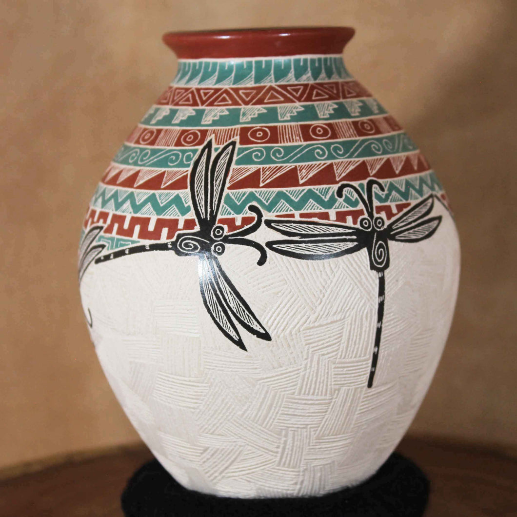 Señor Octavio Silveira - Flight of Dragonflies - Mata Ortiz Pottery