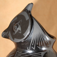 Load image into Gallery viewer, Copy of Señor Oscar G. Quezada - Black Ceramic Owl Figure - Mata Ortiz Pottery
