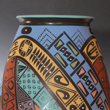 Load image into Gallery viewer, Mata Ortiz Pottery Large Bold Colors
