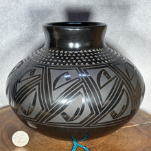 Load image into Gallery viewer, Black Mata Ortiz Pottery - Ms. Tomasa Mora - Ancient Paquime Design
