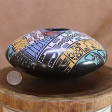 Load image into Gallery viewer, Mata Ortiz Pottery - Señor Oscar G. Quezada - Festive Low Profile
