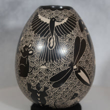 Load image into Gallery viewer, Mata Ortiz Pottery Etched Bunnies Birds Insects
