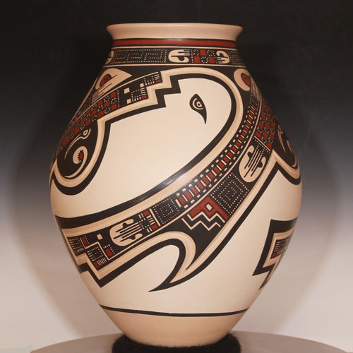 Señor Silveira Brilliant Artwork Mata Ortiz Pottery