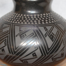 Load image into Gallery viewer, Mata Ortiz Pottery - Ms. Tomasa Mora - Traditional Black Design
