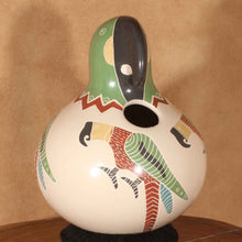 Load image into Gallery viewer, Señor Vidal Corona - Parrot y Amigos - Mata Ortiz Figure
