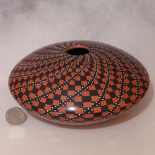 Load image into Gallery viewer, Dime next to Mata Ortiz pottery for size comparison
