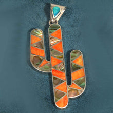 Load image into Gallery viewer, Peruvian Cactus Pendant - Spiny Oyster &amp; Abalone - Urin Huanca Co.
