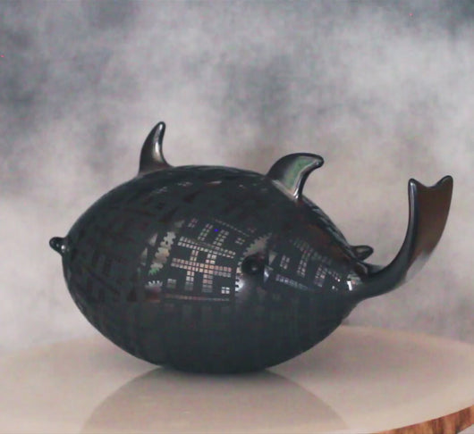 Video Mata Ortiz Pottery Fancy Tail Goldfish