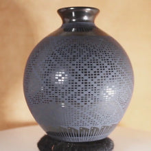 Load and play video in Gallery viewer, Señor J. Armando Mora - Round Glossy Pottery - Mata Ortiz Pottery
