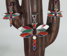 Load and play video in Gallery viewer, Earrings &amp; Pendant Dragonfly Set - Full Spectrum of Color - Urin Huanca
