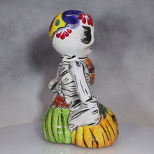 Load and play video in Gallery viewer, video Skeleton Pumpkins Day of the Dead Mexican Pottery
