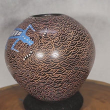 Load and play video in Gallery viewer, Mata Ortiz Pottery - Ms. Dalila Lucero - Blue Lizard on Brown
