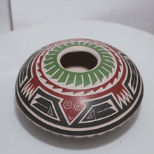 Load and play video in Gallery viewer, Video of Etched Tortoise Motif Mata Ortiz Pottery
