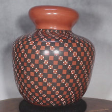 Load and play video in Gallery viewer, Mata Ortiz Pottery - Checkerboard Pattern - Señor Yoly Ledezma
