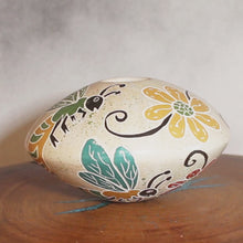 Load and play video in Gallery viewer, Video of Mata Ortiz Pottery

