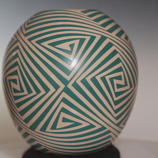 Video of Mata Ortiz Pottery