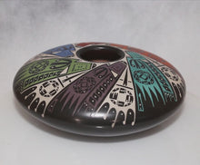 Load and play video in Gallery viewer, Video of Mata Ortiz Low Profile Pottery Southwest Design
