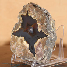 Load image into Gallery viewer, Oregon Thunderegg - Friend Ranch
