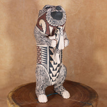 Load image into Gallery viewer, Señor Tomas Quintana - Happy Otter w/ Fish - Mexican Mata Ortiz Pottery
