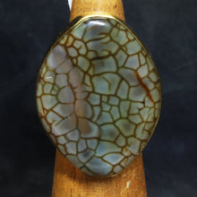 Load image into Gallery viewer, Agate Stone
